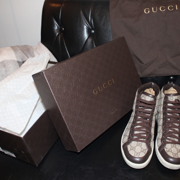 Pre loved Gucci shoes - Picture 7 of 8